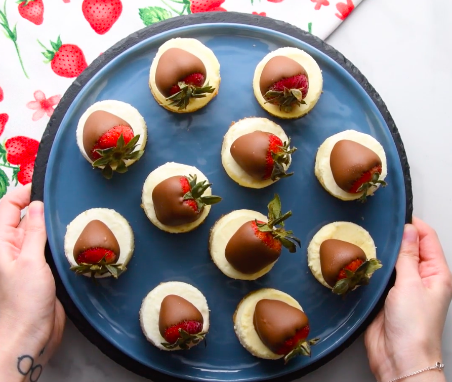 cheesecake strawberry bites