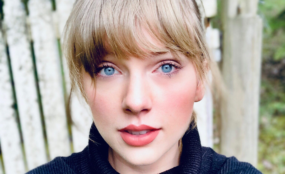 Taylor swift dress